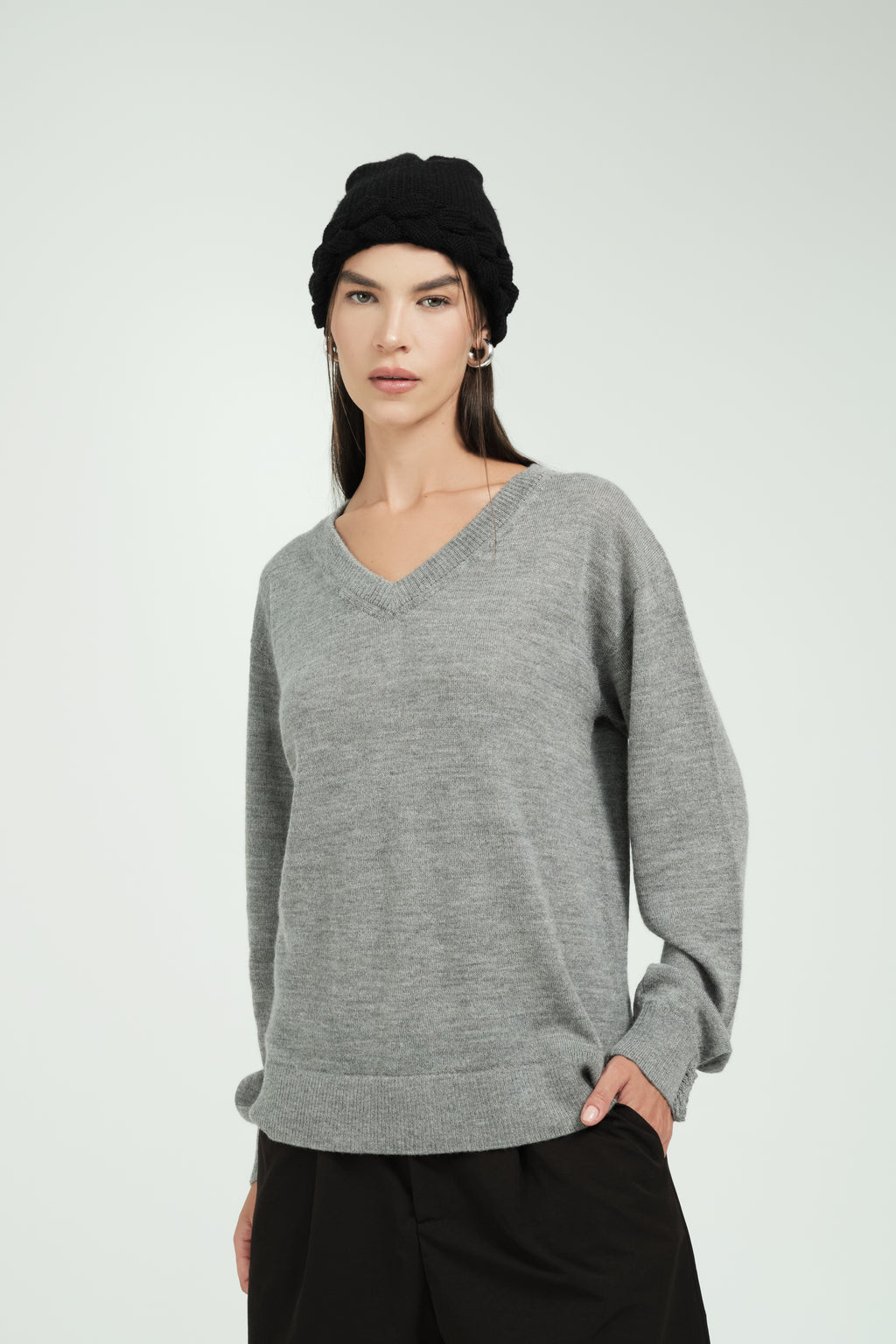 Thea Women's Sweater V-Neck Light Grey